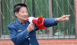 平安大爷最新爆料蓝话筒,蓝话筒背后的惊人真相